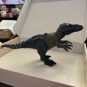 Jurassic World Dinosaur Action Figure - Green and Black Orkoraptor